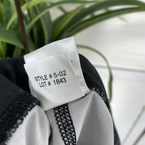 Terez for Soul Cycle Capri Leggings Black‎ White Wheels Athleisure Size M - Picture 9 of 9